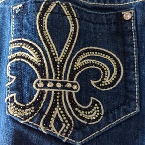 Miss Me Fleur de Lis jeans, like new